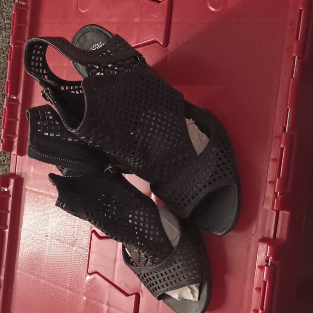 Vince Camuto 6.5